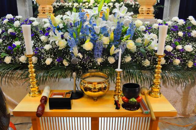 【札幌】葬儀の花祭壇プラン…後悔しない選び方